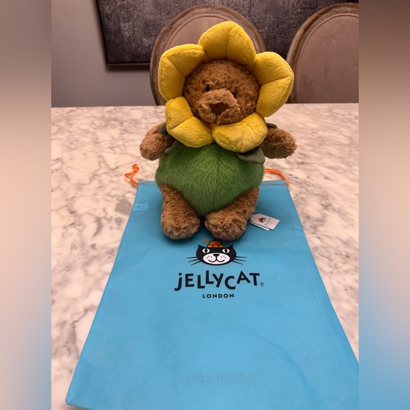 Bartholomew Daffodil bear